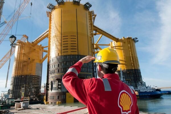 Shell Moves to Sell Nigerian Domestic Gas Distribution Business to Vaaris Energy
